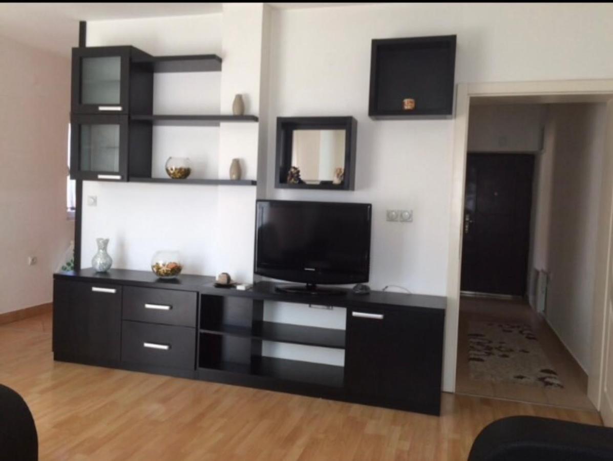 Apartman Nada Bijeljina Bagian luar foto